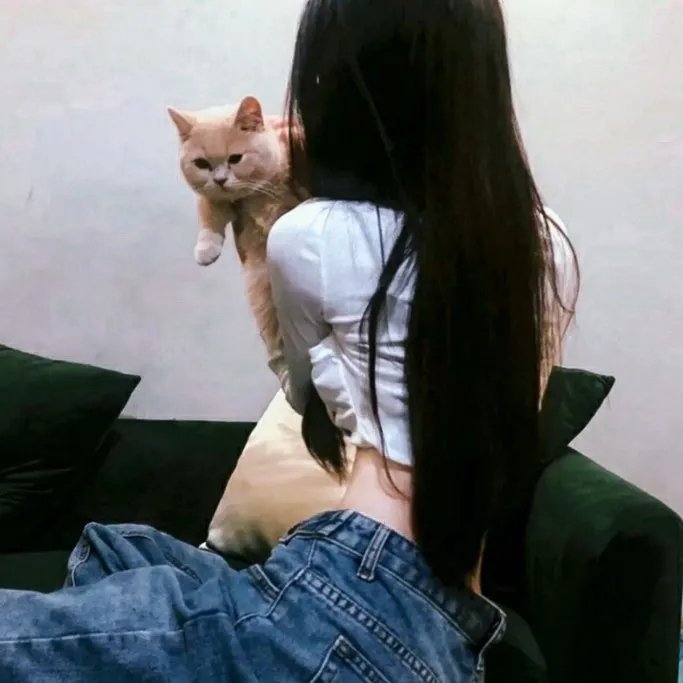 战鼓轻悄